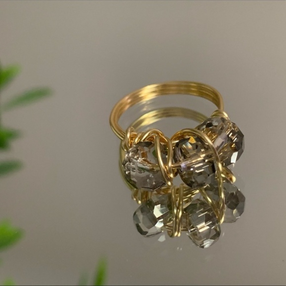 ✨Handmade crystal wire wrapped ring ✨